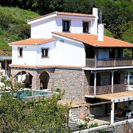 Krio Pigadi Villa